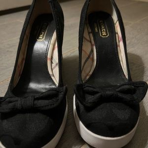 Coach platform wedge